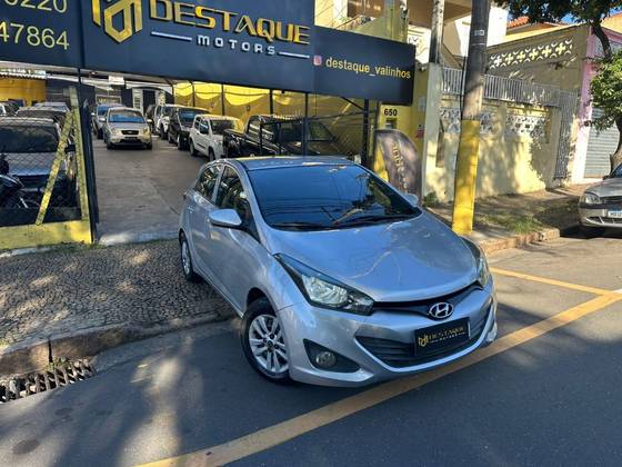 HYUNDAI HB20 1.6 COMFORT PLUS 16V FLEX 4P MANUAL HYUNDAI HB20 1.6 COMFORT PLUS 16V FLEX 4P MANUAL